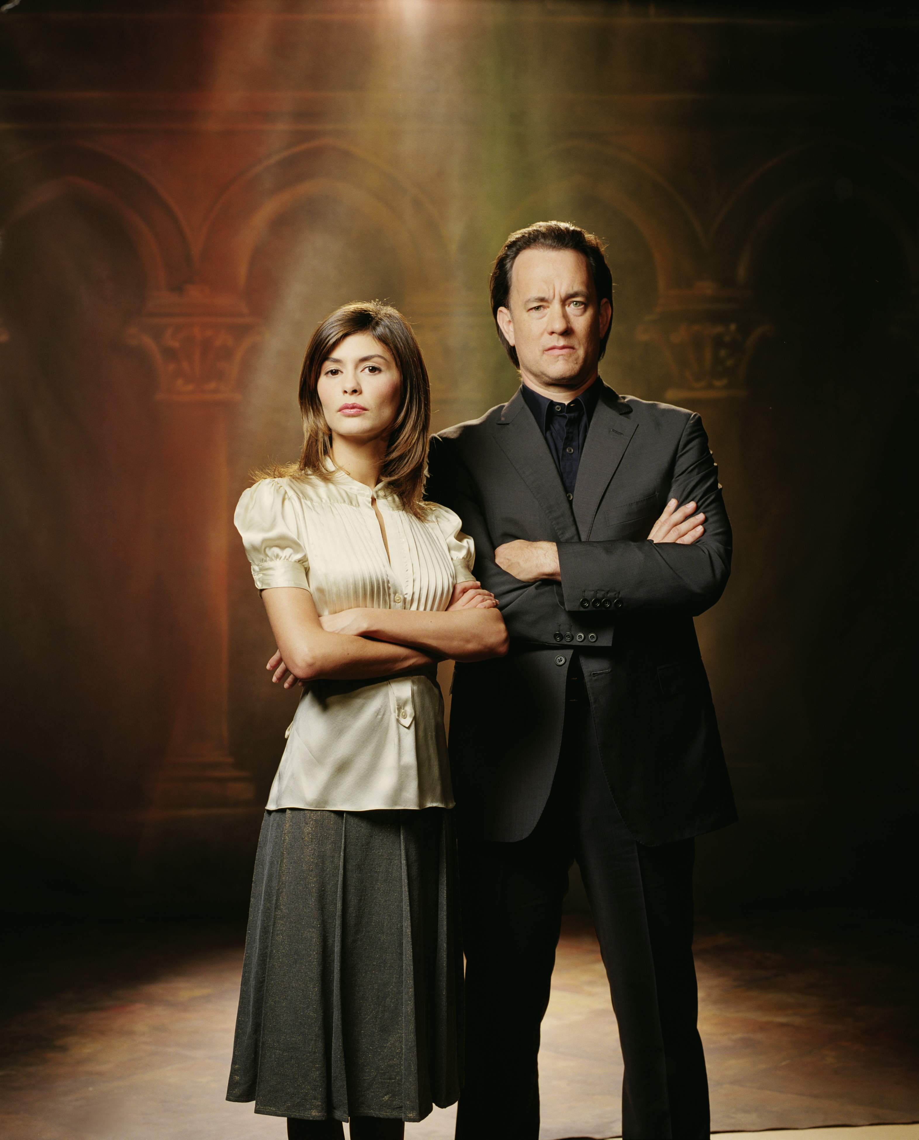 Odri Totu I Tom Henks Promo Foto K Filmu The Da Vinci Code Kod Da Vinchi 2006 Starwiki Org